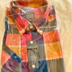 JoS A Bank Short sleeves plaid shirt. Multicolor size L